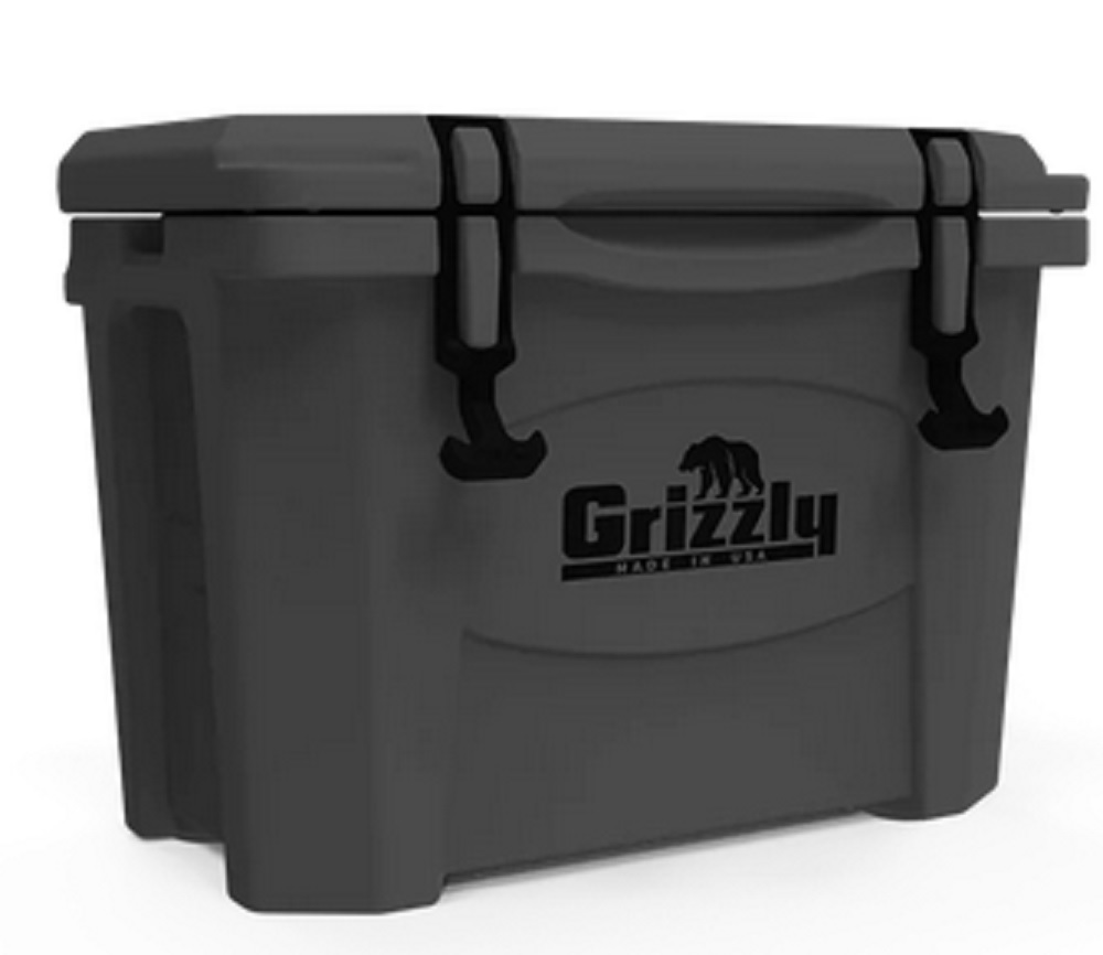 Grizzly 15 Quart Cooler in Stealth Gray