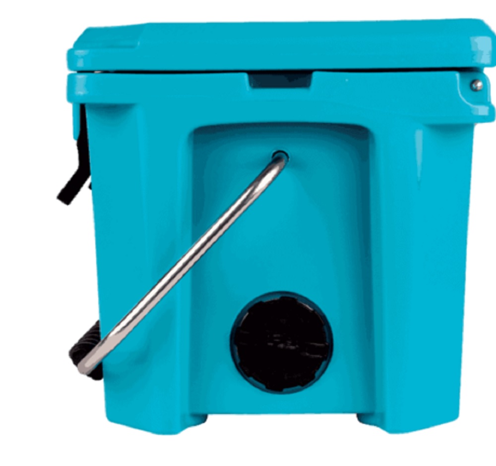Grizzly 20 quart Cooler in Teal